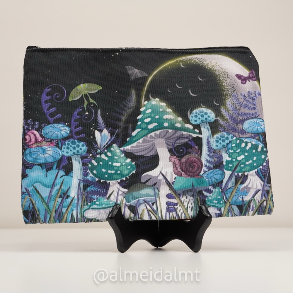 Green Mushroom Cosmetic Bag